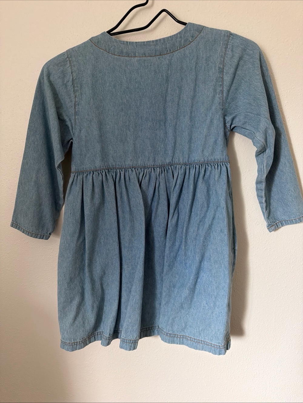 Disney Store Light Blue Denim Long-Sleeve Pocahontas Embroidered Dress 6X/7 - Picture 6 of 6